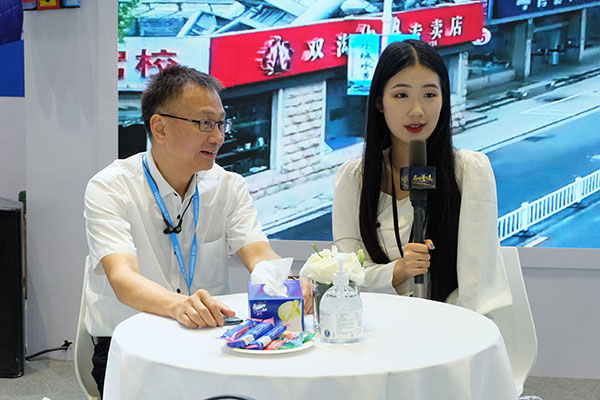 萊茵電梯黑科技斜行電梯閃耀國際電梯展