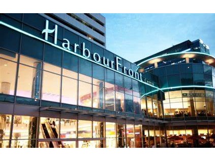 新加坡購(gòu)物中心發(fā)生自動(dòng)扶梯事故，一男童腳被夾傷