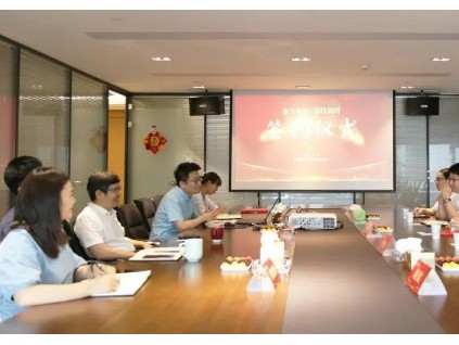 康力電梯與浙江省基礎(chǔ)建設(shè)投資集團(tuán)戰(zhàn)略合作簽約