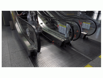 亮了！這個車站竟然給電梯“打點(diǎn)滴”