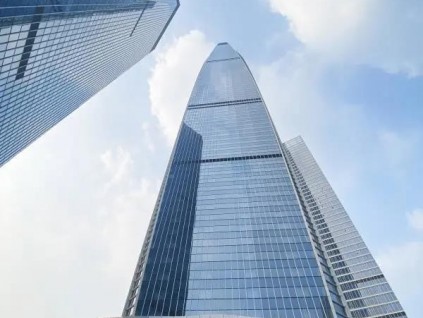 10m/s！1分鐘直達(dá)85層！國內(nèi)最高速雙轎廂電梯在東莞第一高樓投入使用！