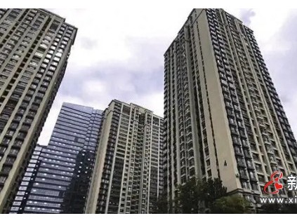 云南昆明：約有300戶人家居住一棟樓，只有3部電梯還經(jīng)常停運(yùn)