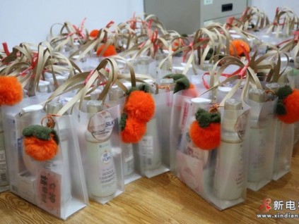 花開江南，芳華綻放︱江南嘉捷關(guān)愛女職工活動溫暖起航，祝所有女神：節(jié)日快樂！