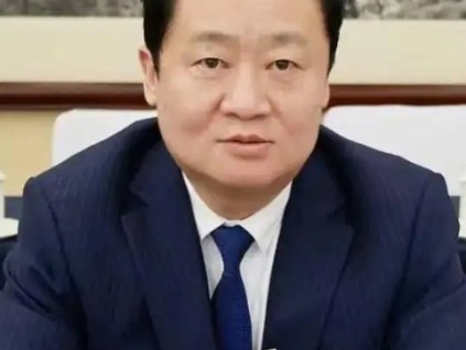 全國(guó)人大代表陳燦：建立健全長(zhǎng)效機(jī)制，讓更多的老年人早日實(shí)現(xiàn)‘一鍵直達(dá)’的幸福愿景