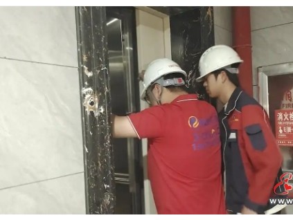 貴州興仁市市監(jiān)局以“安全生產(chǎn)月”為契機 開展電梯使用安全知識宣傳活動