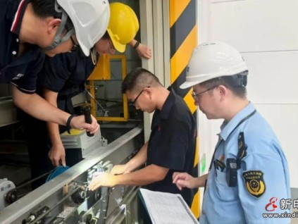 智慧監(jiān)管+全民共治：上海為電梯安全上緊保險(xiǎn)栓